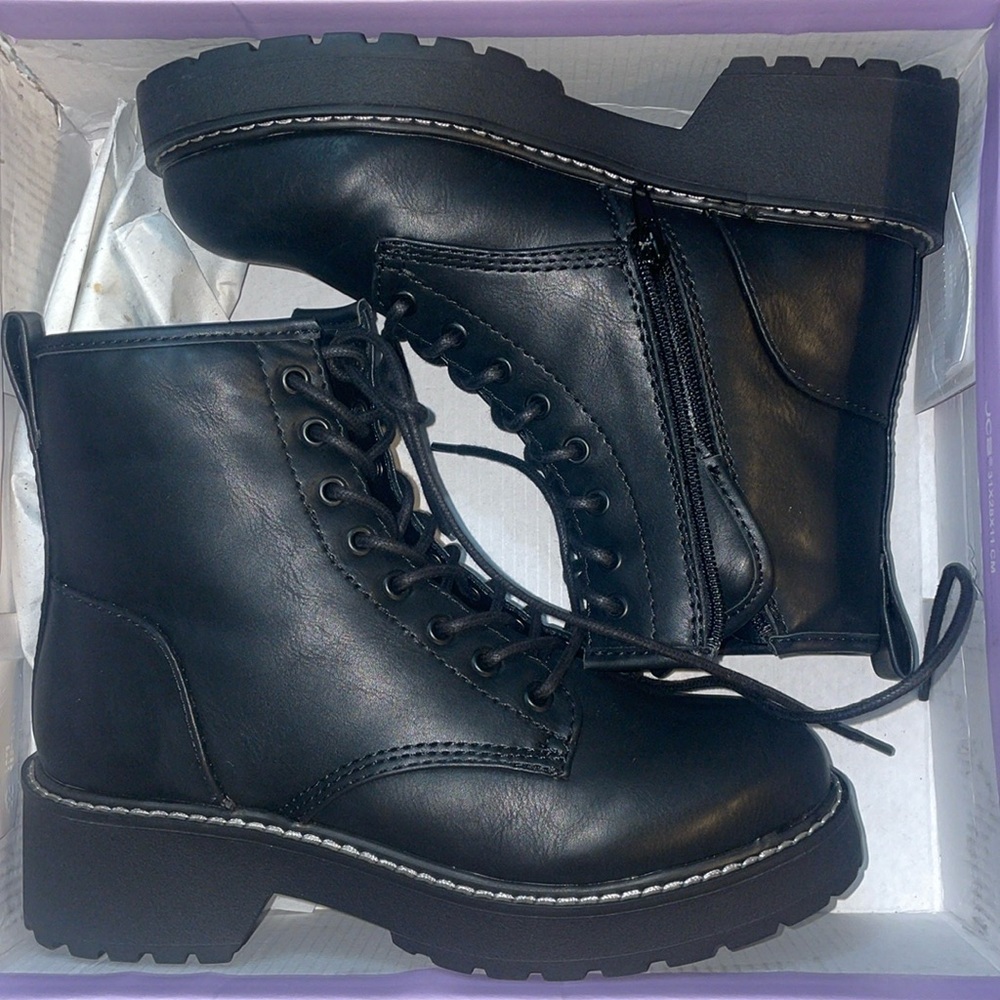 Madden Girl Boots
